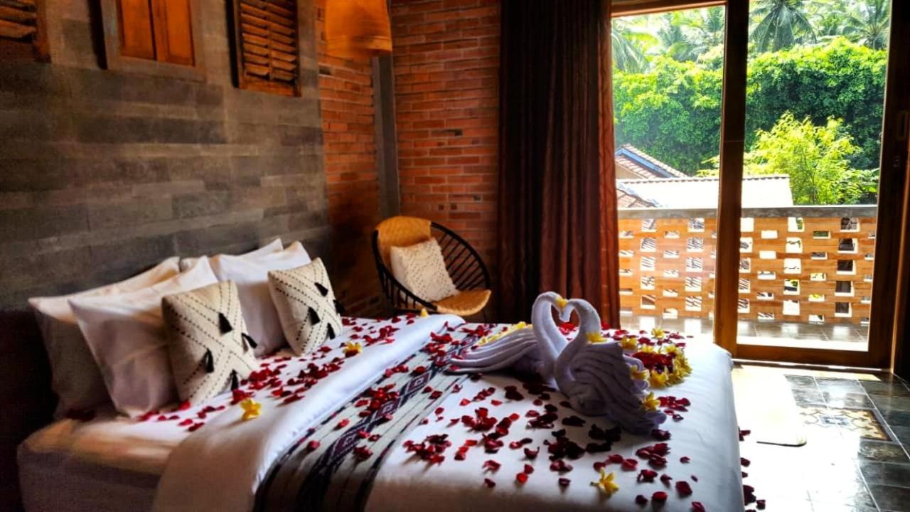 Oma Watu Inn Pringkuku Exterior foto